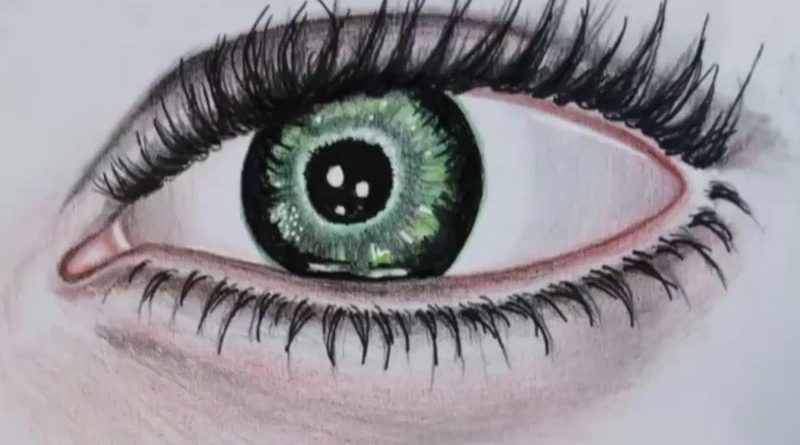 eye colored pencils